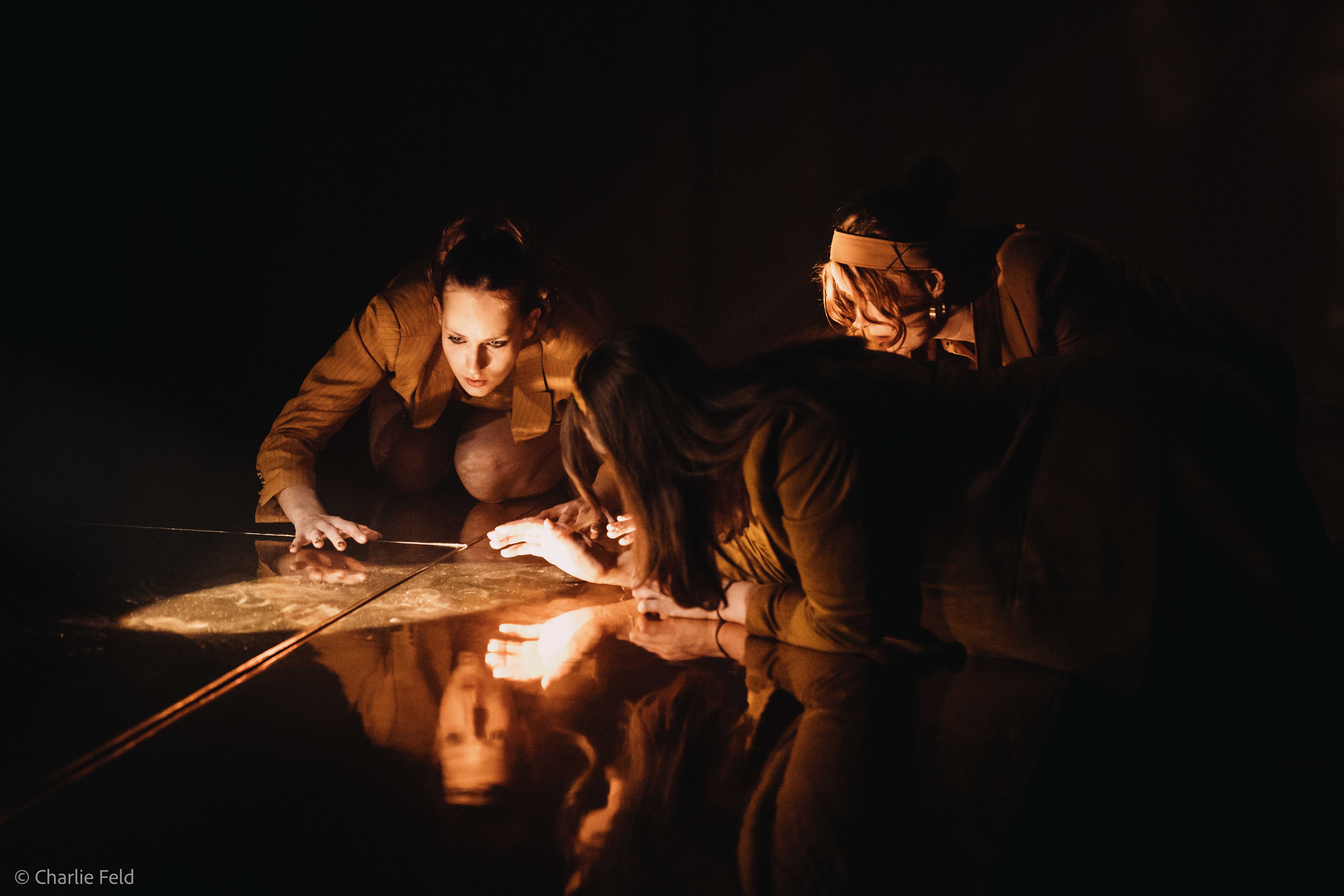 HOAX Scenefoto_s-58.klein.jpg